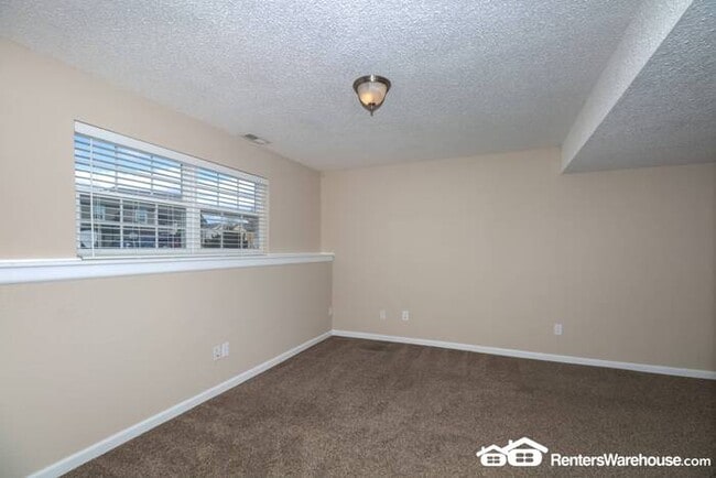 Building Photo - 3 Bed 2.5 Bath Home For Rent In Shoal Cree...