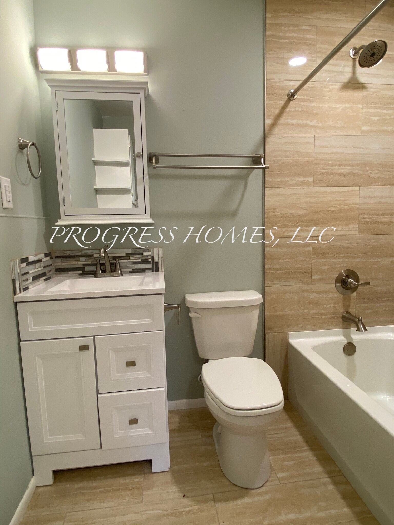 Building Photo - 1003 8th Ave SW