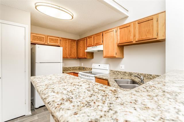 Building Photo - 2048 Wanderlust Dr