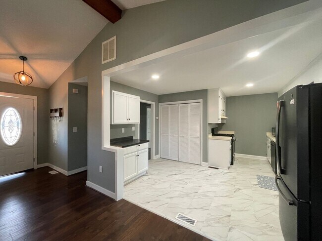 Building Photo - Lovely Single Family Ranch Home in Edgefield