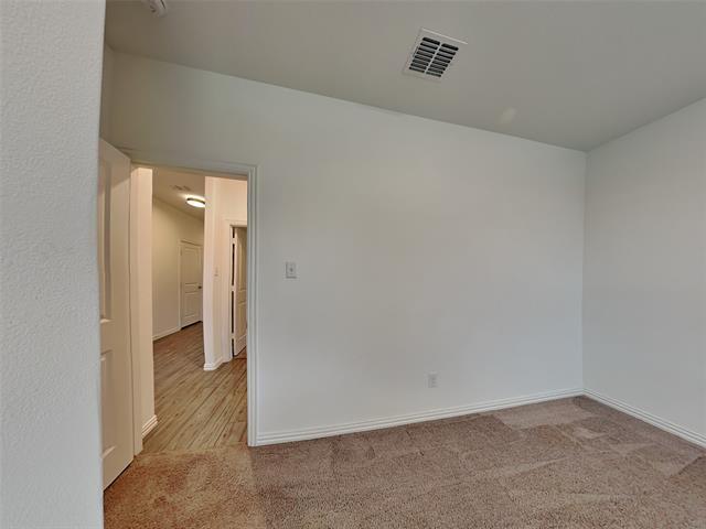 Building Photo - 7209 Dandelion Rd