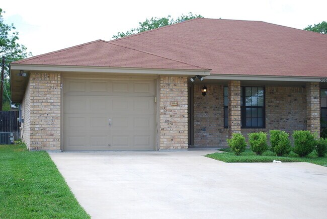 Primary Photo - 906 Crymes A
