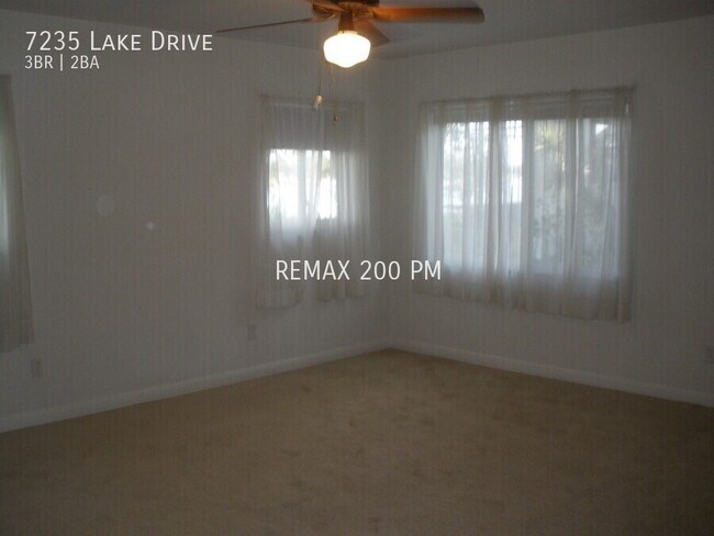 Building Photo - 7235 Lake Dr