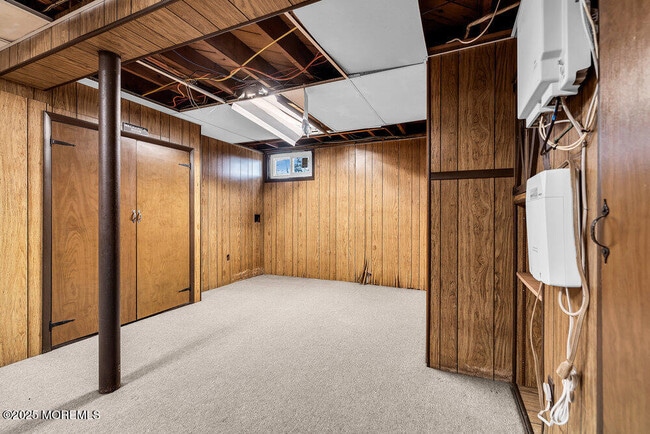 Building Photo - 918 Charles Dr