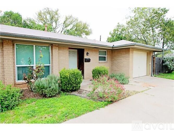 Primary Photo - 2701 Sweeney Ln