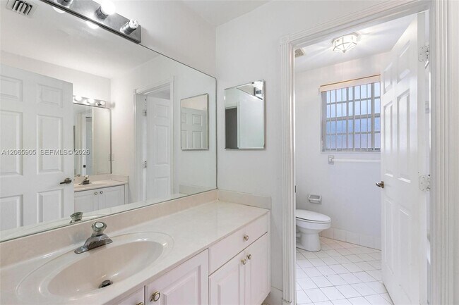 Building Photo - 2138 Chagall Cir
