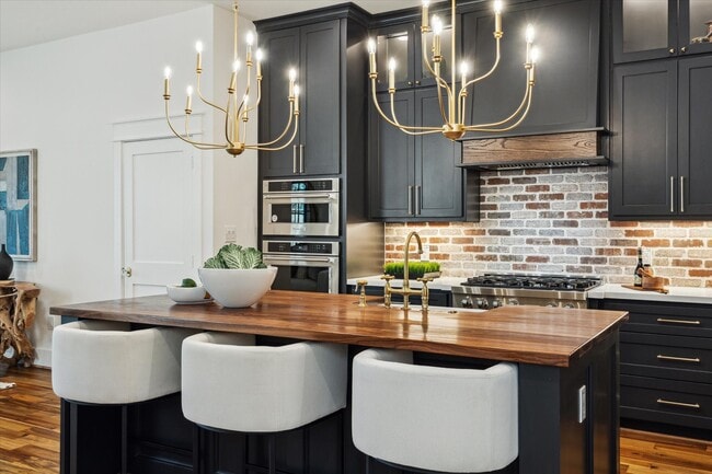 Building Photo - 1514 31st St