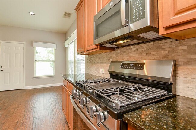 Building Photo - 25418 Lockspur Dr