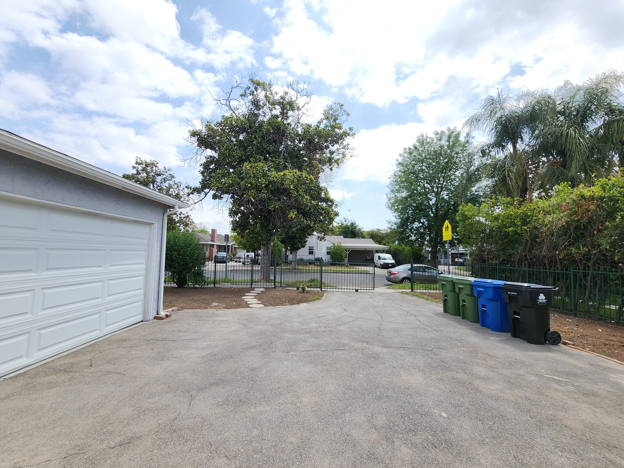 Building Photo - 6621 Chimineas Ave