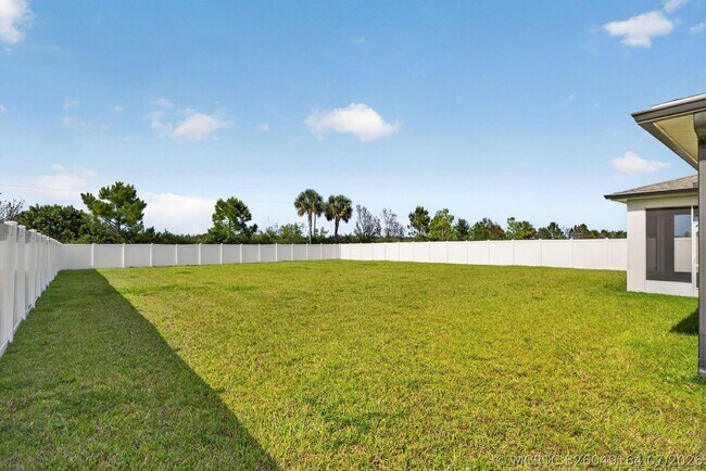 Building Photo - 13275 NW Copper Creek Dr