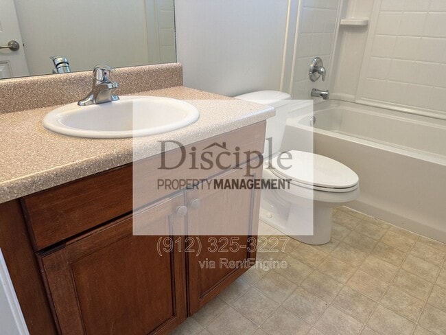 Building Photo - 20 Wesleyan Dr