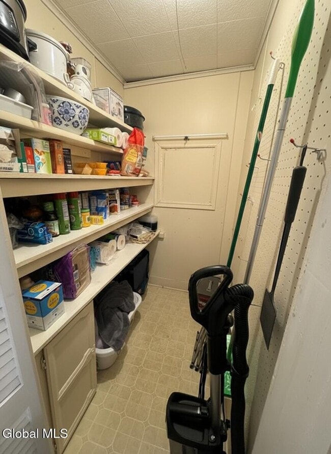 Building Photo - 603 1st St