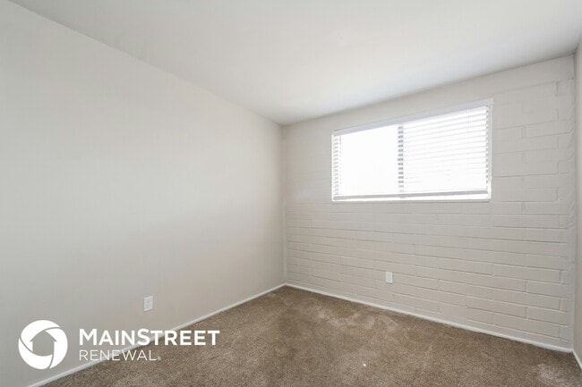 Building Photo - 7060 S Cabot Pl