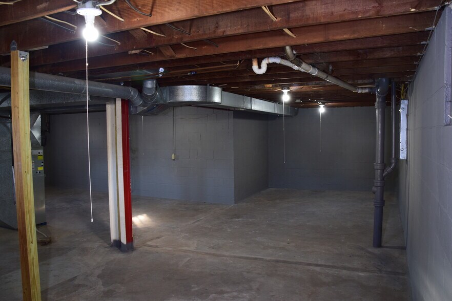 Building Photo - 9606 Sievers Ct