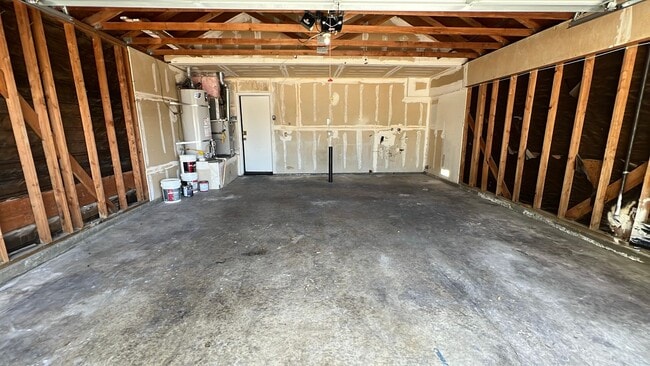 Building Photo - Remodeled Single Story West Lancaster Home