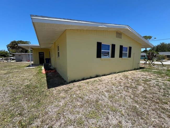 Building Photo - 2154 Inner Cass Cir