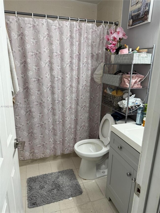 Building Photo - 2608 W 54th Pl