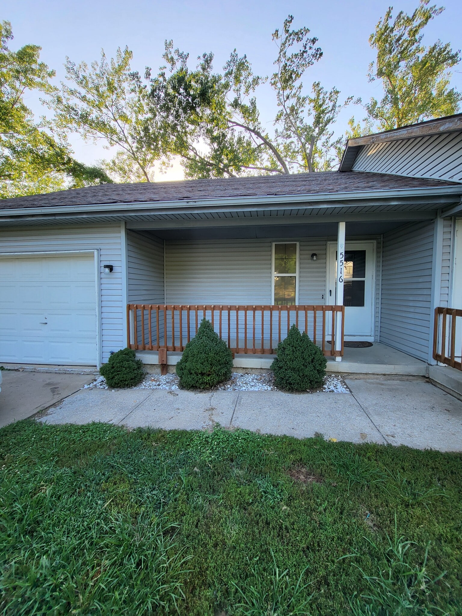 Front of home - 5516 NW Homer White Rd