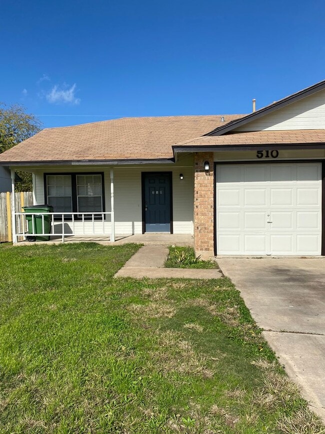 Building Photo - 510 Willowbend Cove