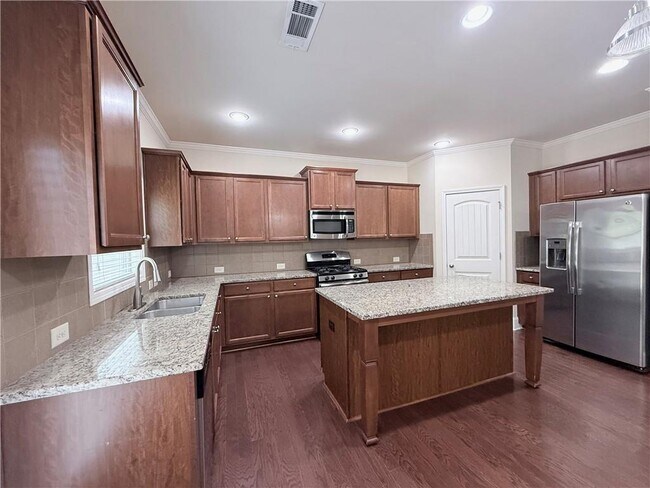 Building Photo - 1610 Apple Blossom Dr