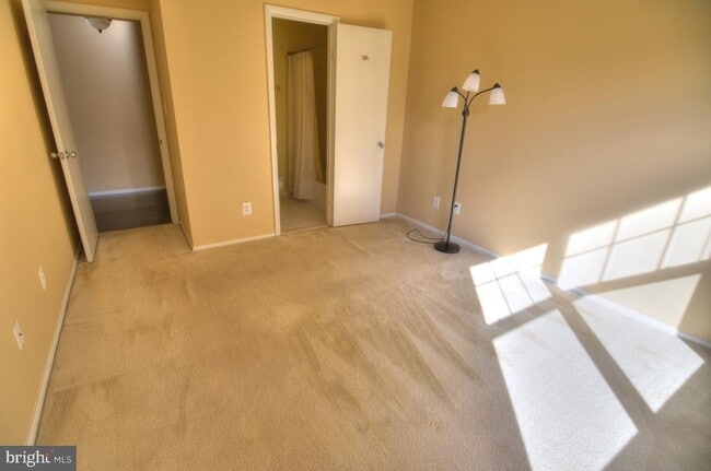 Building Photo - 1793 Jonathan Way