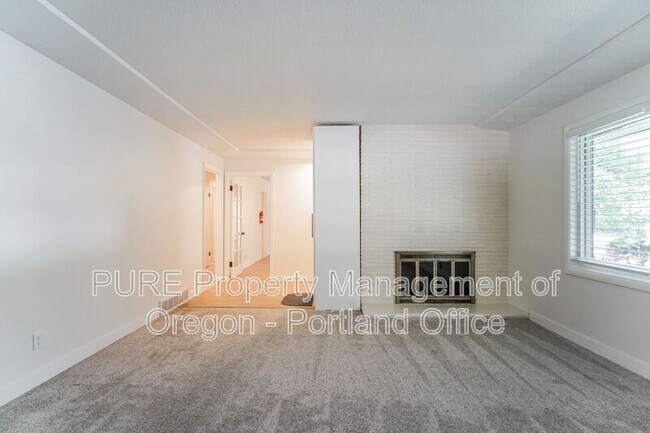Building Photo - 3520 SW Coronado St