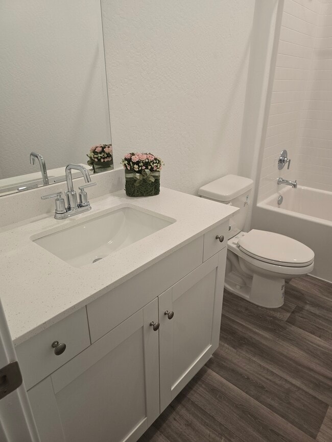 Building Photo - 2632 W Cambridge St