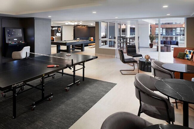 Building Photo - 161 Fairview Ave N