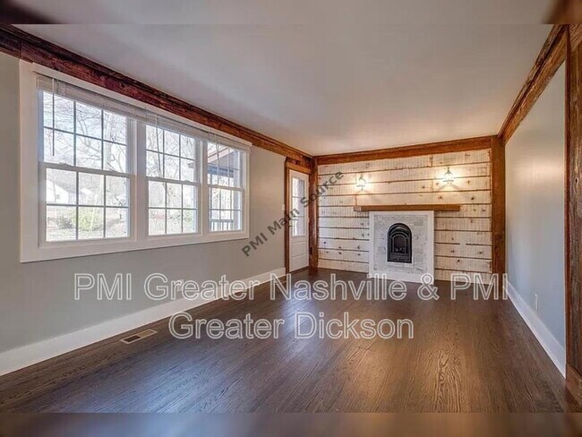 Building Photo - 1711 Golf St