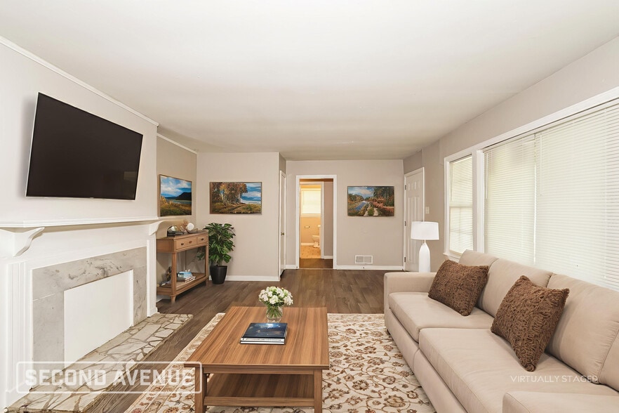 Building Photo - 844 Vanderbilt St