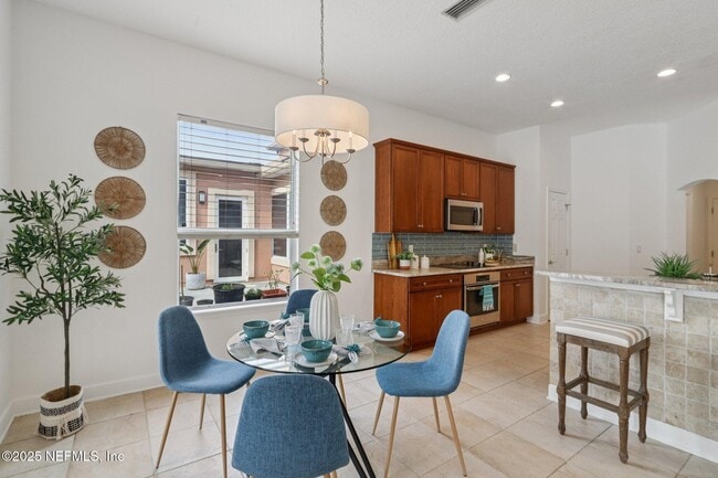 Building Photo - 10008 Sifton Ct