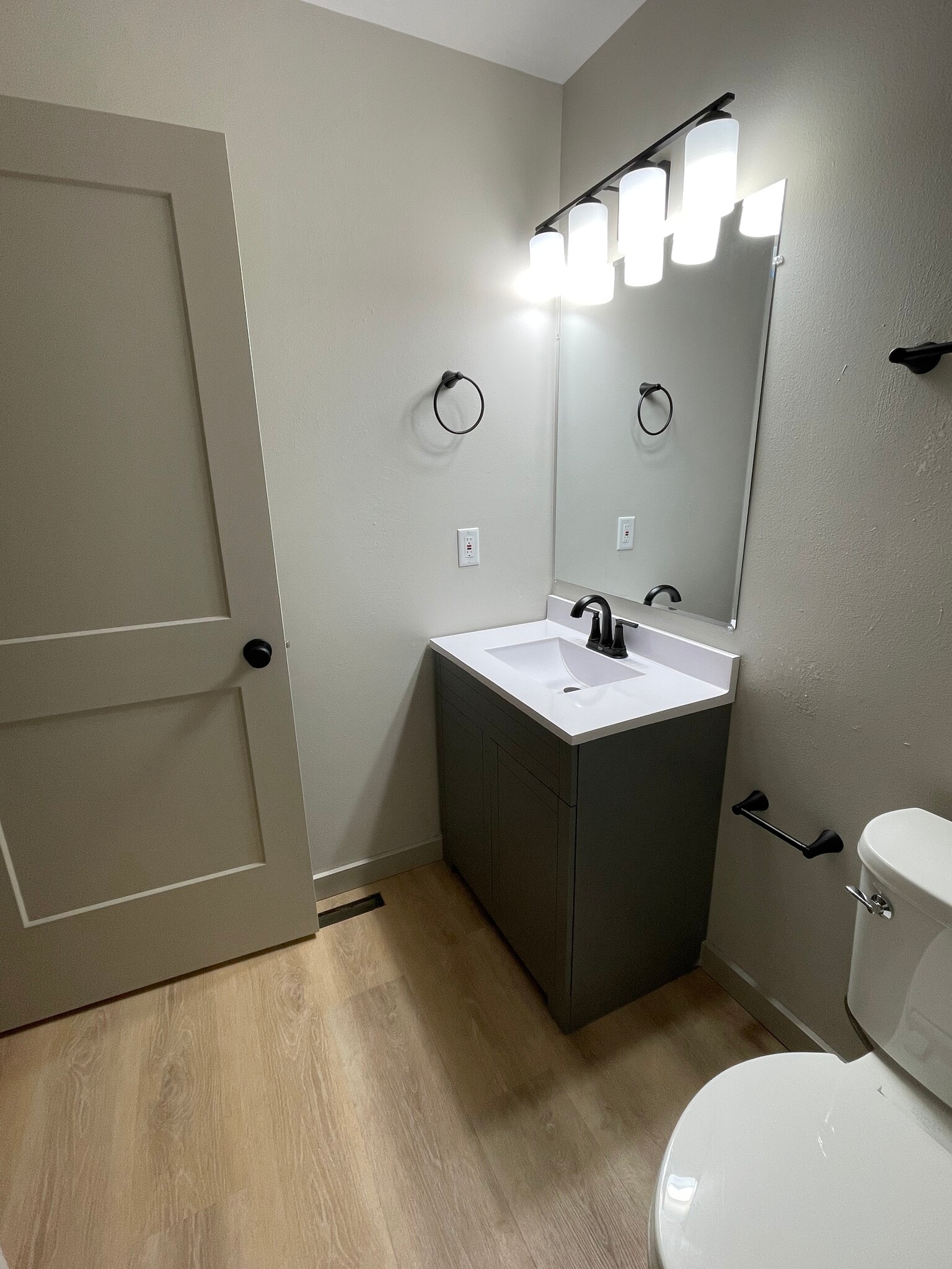 Building Photo - 2933 King James Way