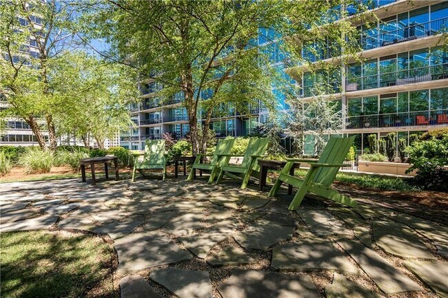 Building Photo - 1080 Peachtree St NE