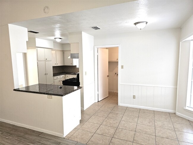 Building Photo - 11427 Kirkmeadow Dr