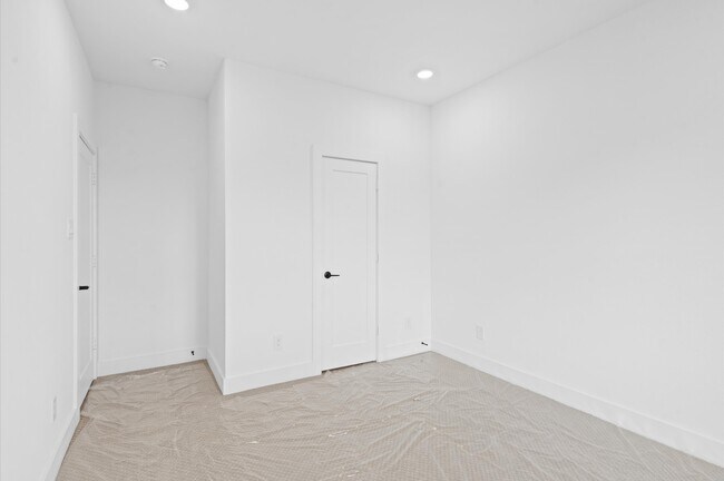 Building Photo - 10092 Serrano Pk Dr