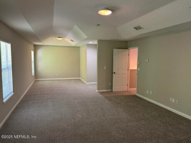 Building Photo - 14014 Summer Breeze Dr
