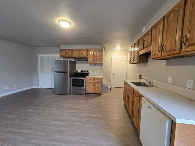 Building Photo - 2583 W Bradford Ct