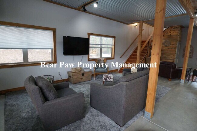 Building Photo - Super Cute, Short Term (SIX MONTHS) Fully Furnished Barndominum in Bailey!!
