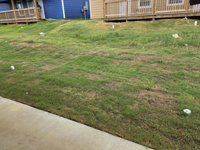 Building Photo - 4111 W 57th St