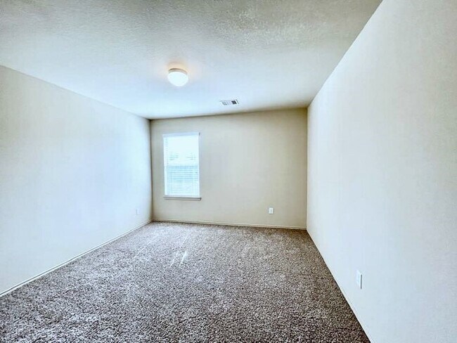 Building Photo - 20431 Sweet Louetta Ln