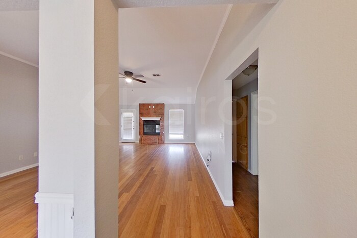 Building Photo - 6900 Alpine Ln
