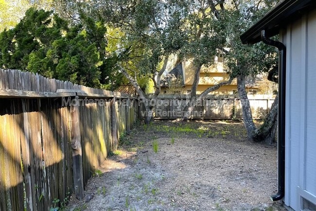 Building Photo - 2935 Alta Ave