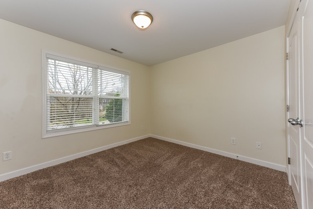 Building Photo - 8002 Starling Ct