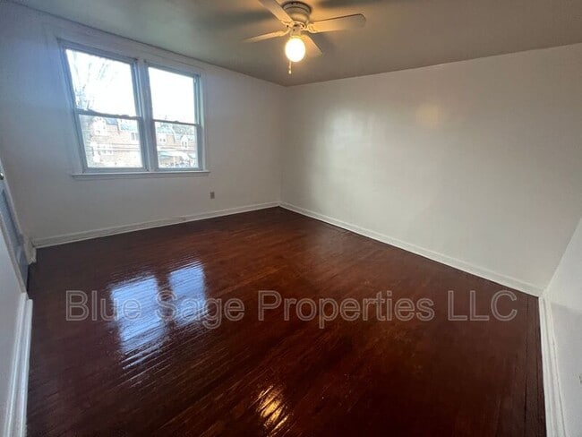 Building Photo - 506 S 2nd St