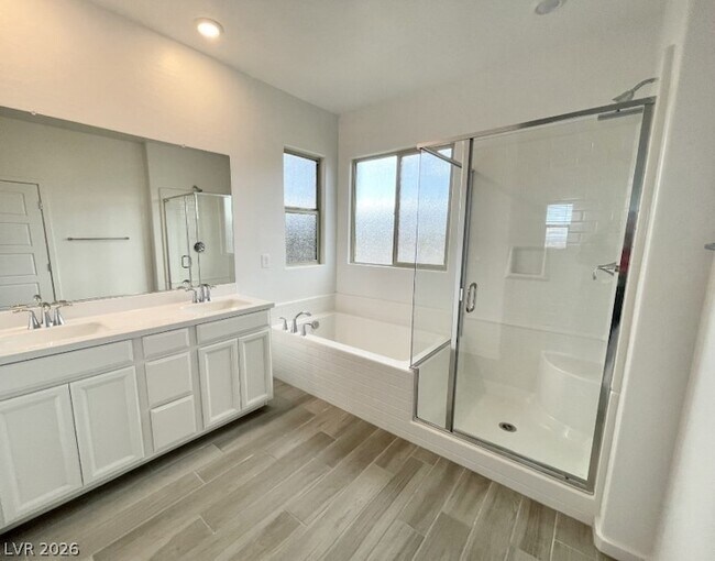 Building Photo - 12413 Harbor Isle Ave