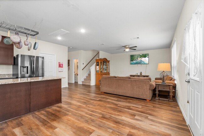 Building Photo - 1714 Avocet Way