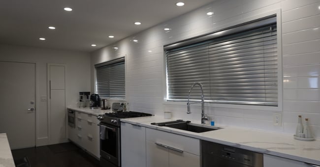 Building Photo - 6343 SE Thorburn St