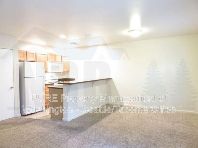 Building Photo - 4045 S Warner St