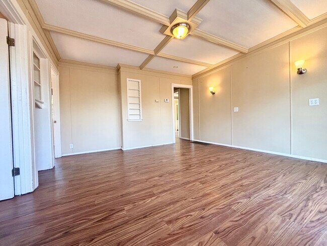 Building Photo - 226 Nigh St