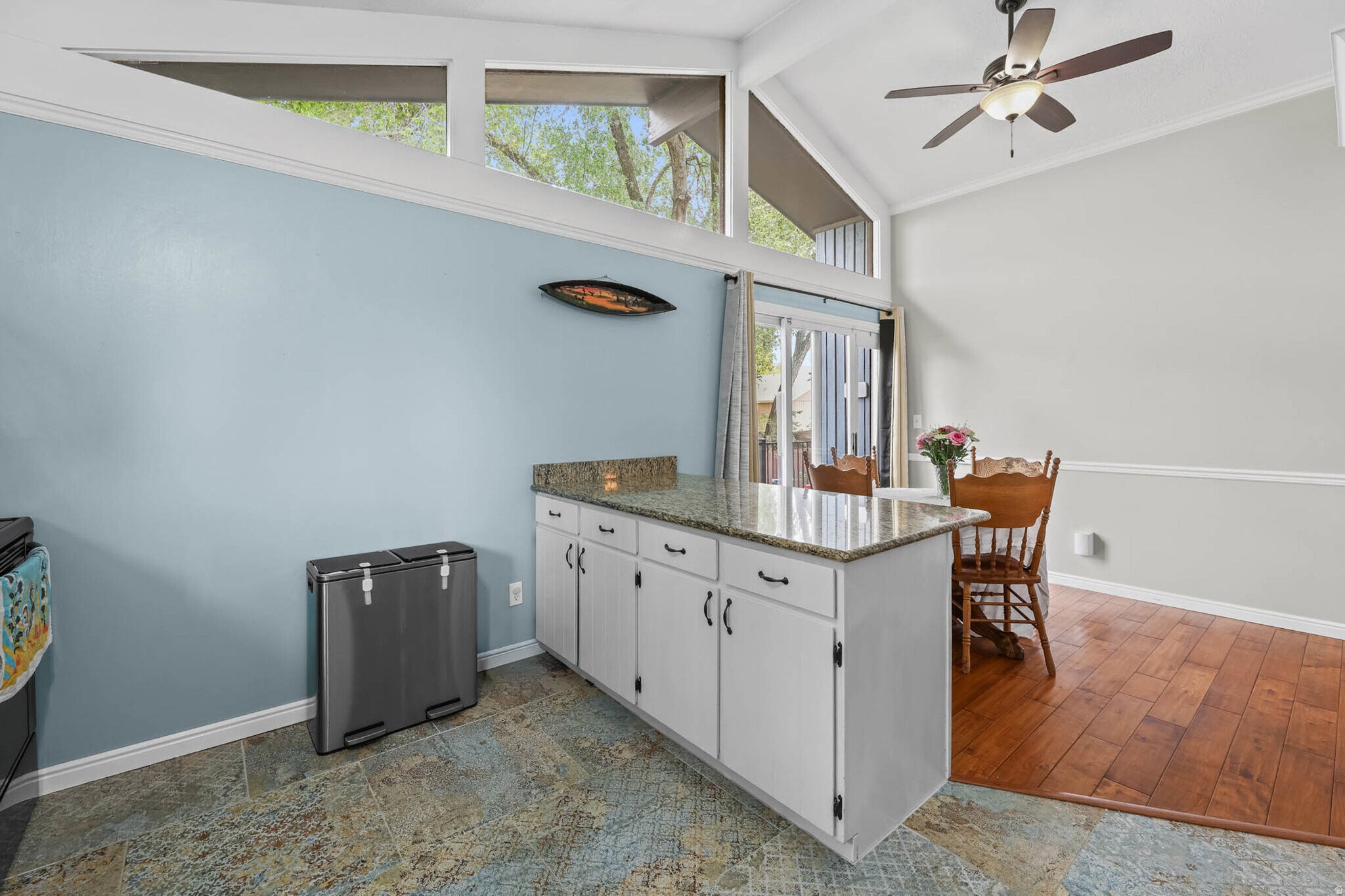 Building Photo - 9107 S Peach Blossom Dr